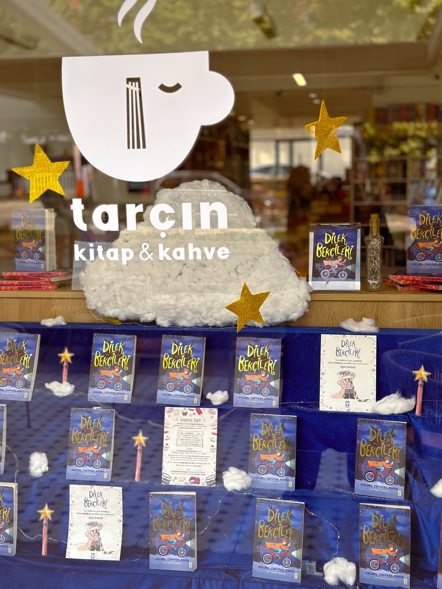 timasilkgenc's tweet photo. Dilek Bekçisi Rupus, dileklerinizi gerçekleştirmek için sizi Tarçın Kitap Kahve’de bekliyor! 🪄☁️🌟💜 #TheWishkeepersApprentice https://t.co/Qalzov5LxH