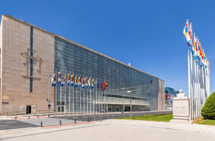 🏙️ El #IVCongresoRECI tendrá como escenario un espacio tan emblemático como el Palacio Municipal de Congresos #IFEMA.

¡Te esperamos allí el 19 y 20 de septiembre para compartir ideas y conocimientos! 🏢💡

¡Ya puedes inscribirte AQUÍ! 👉 bit.ly/3zLPxmj 

#SmartCities