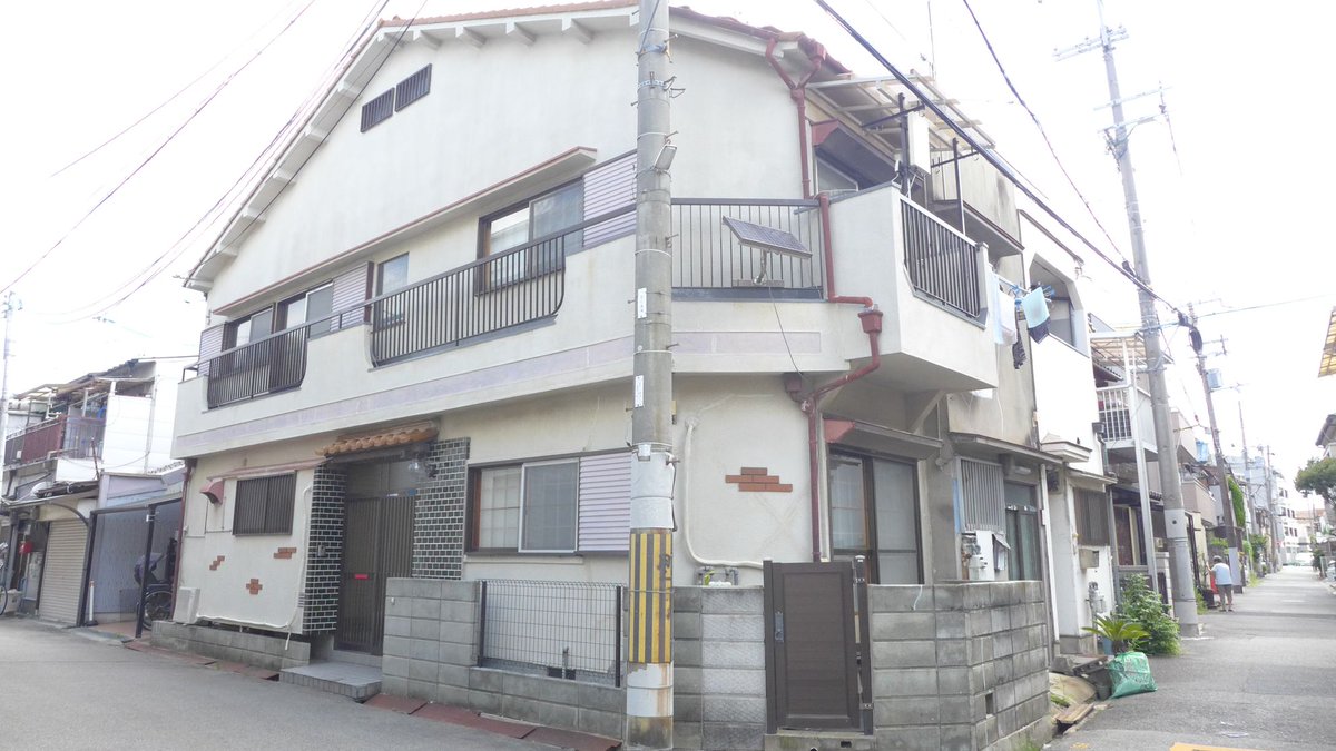 kotoura's tweet photo. 県尼崎市内 
リフォーム済で広々68㎡の4DK 
小屋根収納もついて収納もバッチリ 
和室のようで和室じゃない和紙風クロス＆フロアタイル仕様 

https://t.co/piGldw7NxQ 

#賃貸 #尼崎 #大庄北 #立花 #物件紹介 #ニュー昭和レトロ https://t.co/1I9uCmVizk