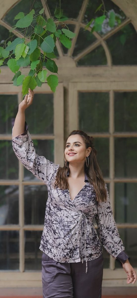 Tesla_ASI's tweet photo. π #PrachiTehlanThread
π #BollywoodThread
#Bollywood #Actress #PrachiTehlan New Look https://t.co/j8CqyEwFWd