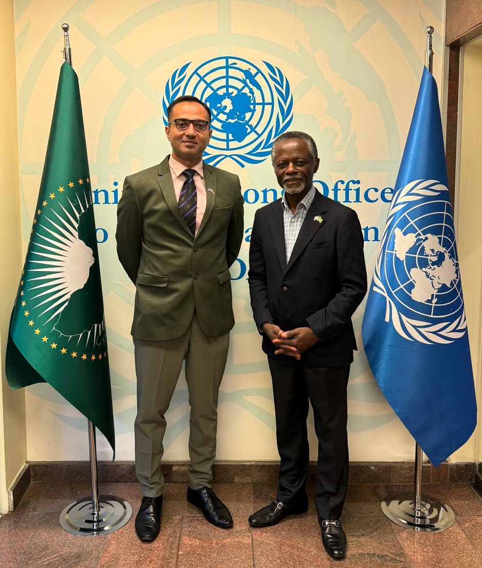 parfait_onanga's tweet photo. Delighted to welcome Rahul Sachan, our new Military Planner to the @UNOAU_ team! @rahultintin1608, we’re thrilled to have you on board! Let’s bring the AU&UN partnership to new heights! #Partnership4Peace https://t.co/t7J9Yejeax