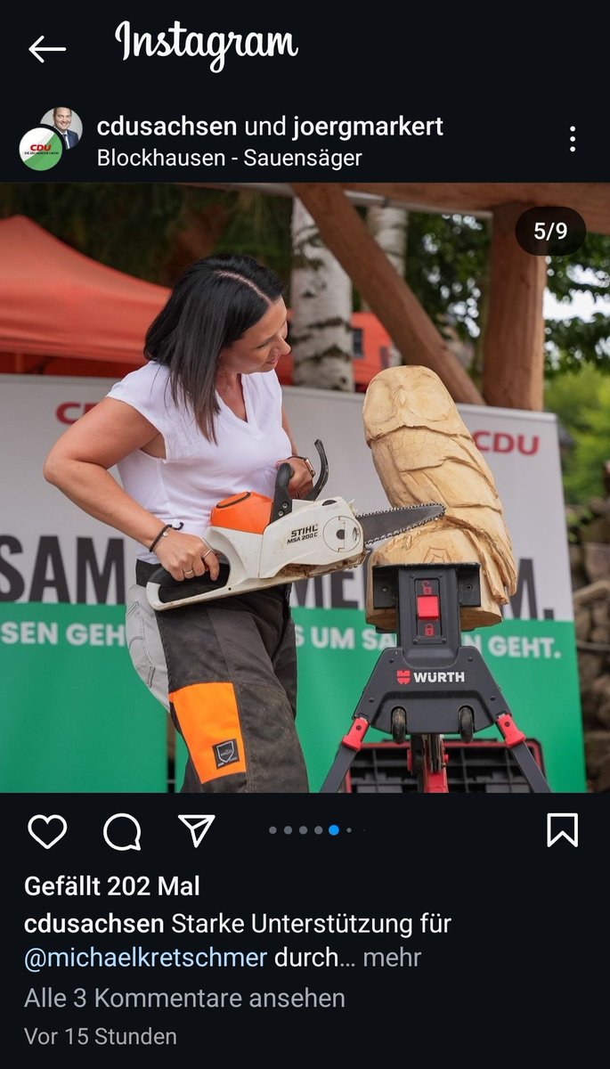 Währenddessen im CDU Wahlkampf. Ich gebe es zu, ich musste dreimal hingucken, um zu sehen, was da geschnitzt wird... 🤭

#Sachsen #CDU #LTW2024