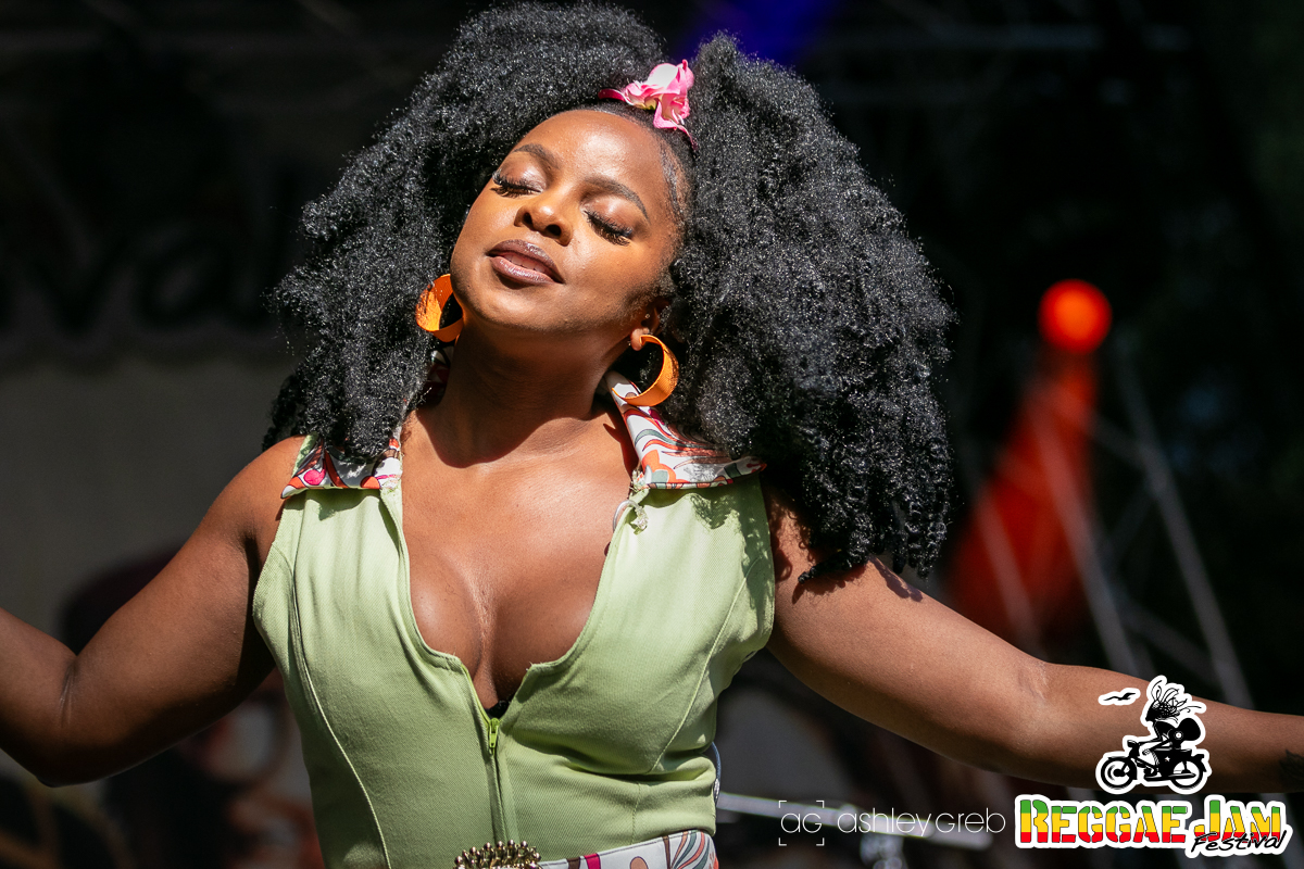 ashleygrebphoto's tweet photo. Khalia
Reggae Jam Festival
Bersenbrück, Germany - 28.July.24
#khalia #reggae #reggaejam #livemusic #photography
©@ashleygrebphoto https://t.co/hefOQtl4U4