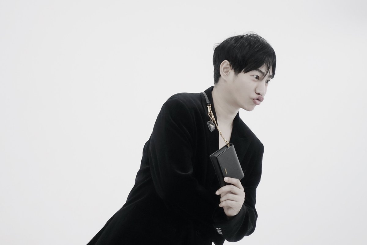 PeckPalitOfficial tweet media