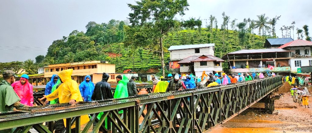 My Coursemate  Gen VT Mathew #WayanadDisaster 
Leading by example! GOC K&amp;K Sub Area works tirelessly with his men to recover victims, no badges, no fanfare, just dedication &amp; compassion.
60m bridge flown from Delhi to Kannur on IAF C-17, built in 24hrs by Madras Sappers
<a href="/adgpi/">ADG PI - INDIAN ARMY</a>