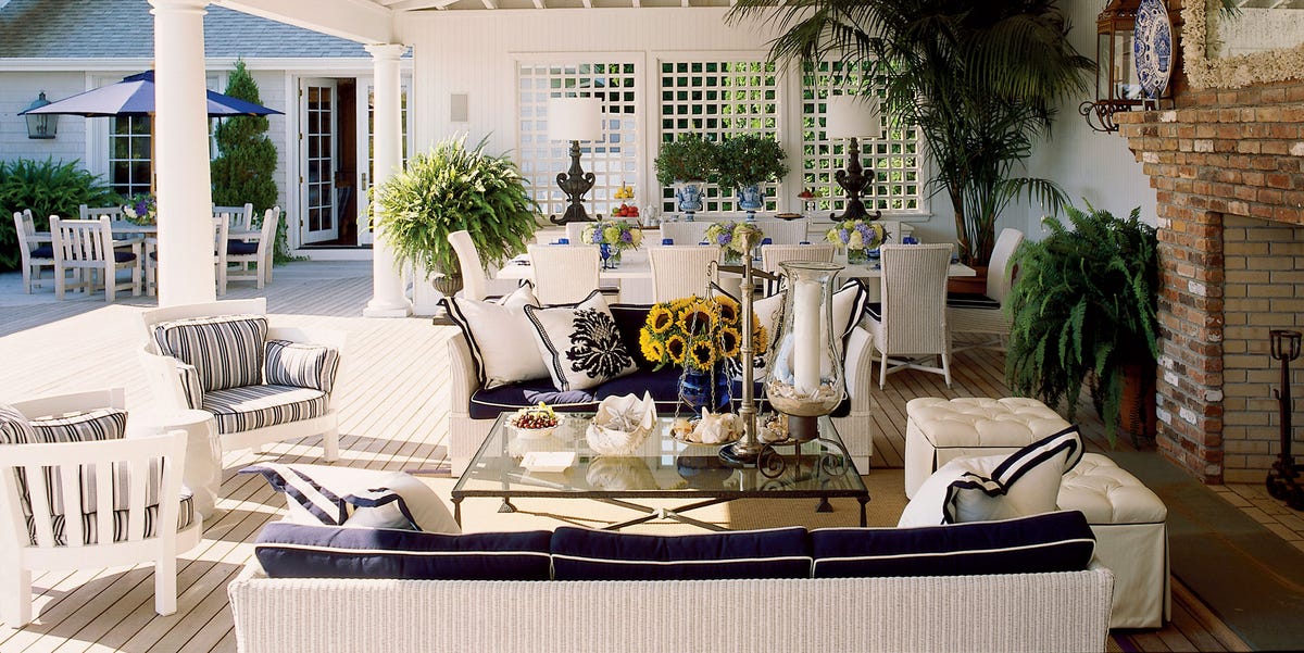 From the Archive: Inside a Pool#house That’s Truly the Life of the Party: “When we say dress casually and bring a swimsuit, we mean it!” bit.ly/3Abq3z5
