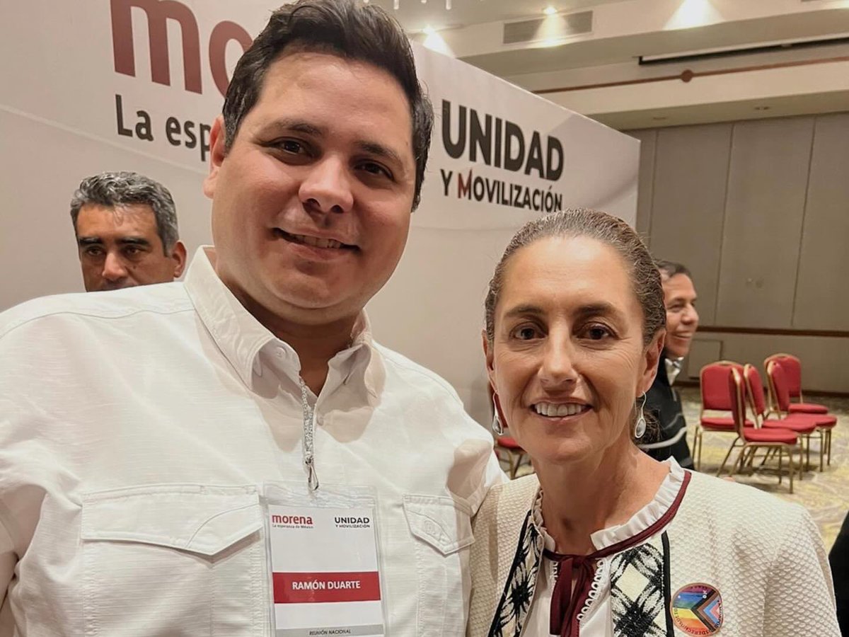 felguimor's tweet photo. @RamonDuarteM podría recibir una nueva oferta en la #4T .
 Pero hay quienes se equivocan y se resisten dirija @MorenaSonora por su juventud e inexperiencia.
Sin embargo lo empuja poderoso grupo desde las altas esferas sonorenses, para que sea el nuevo líder de #MorenaSonora.
-Las piezas del ajedrez político se mueven, pero el jaloneo por el liderazgo está a la orden del día. ¿ Ganarán las vencidas de cara al 2027? Ya veremos !