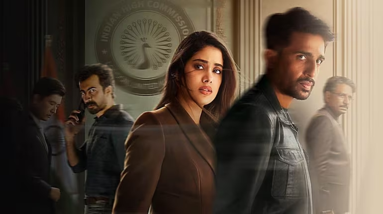 moneycontrolcom's tweet photo. #MCFeatures | In Ulajh, #JanhviKapoor falls flat under #GulshanDevaiah’s bad man in Sudhanshu Saria's spy thriller that takes a dig at nepotism in diplomatic missions. It shows that saving the nation can be done minus the jingoism, reviews @tanushreeghosh
Read the #MovieReview 👇
https://t.co/mVQPA5W5eu
#Ulajh