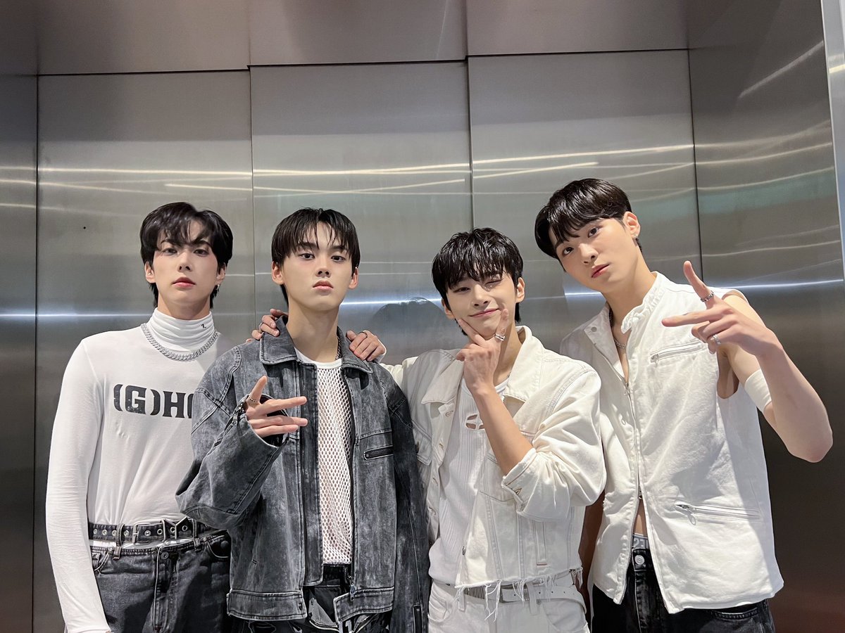 [ONE&amp;BEHIND♥️]

THE STAR NEXTAGE .jpg

#ONEPACT #원팩트 #ONE_BEHIND