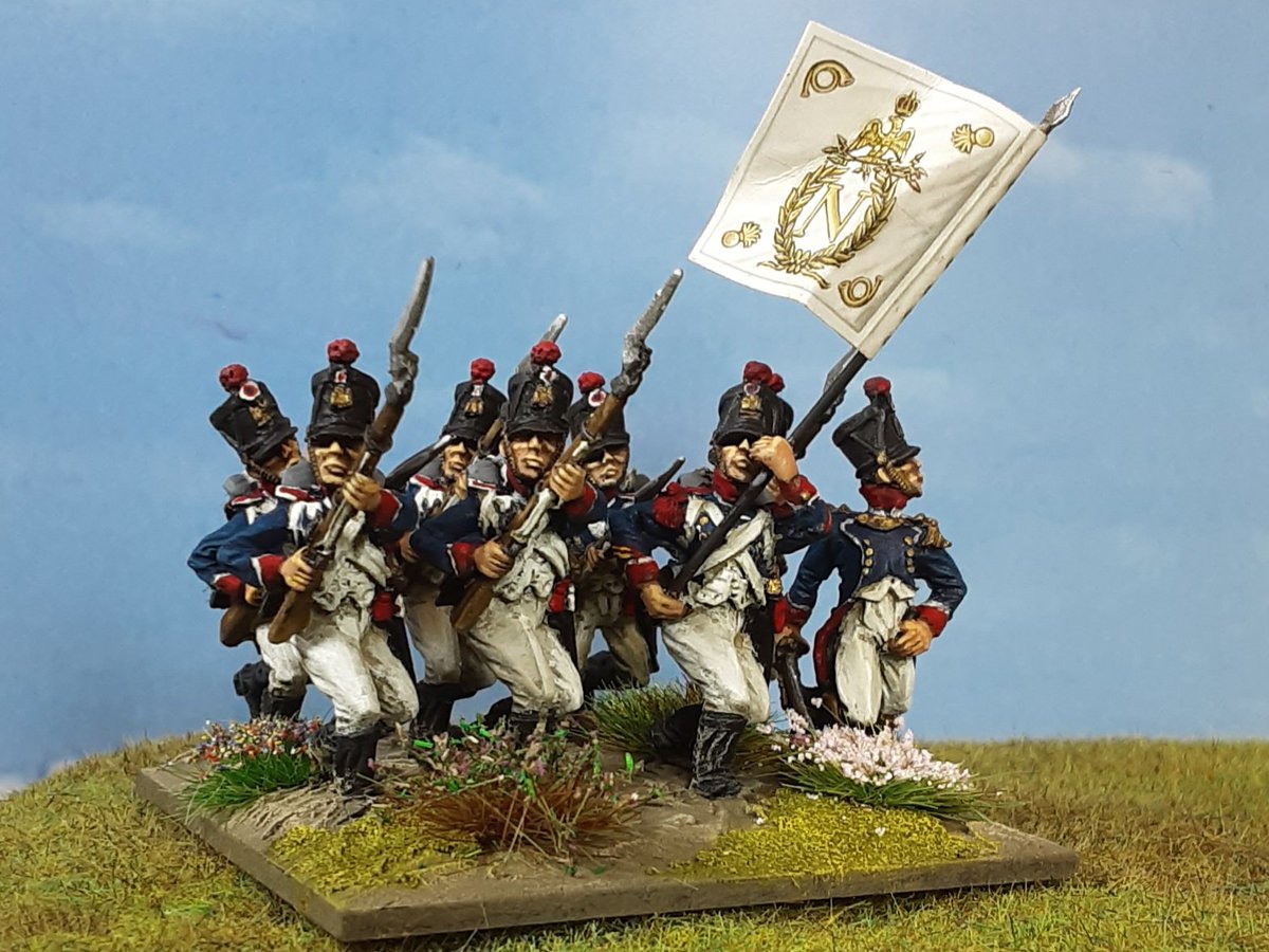 yarkshiregamer's tweet photo. Here's my latest #wip on the #28mm Young Guard from Elite Miniatures. Slow progress as I concentrate on ships but I love the look of these. If you listen to the Podcast this is what the "tightly packed" question is about
#wargames #wargaming #Napoleonic #Miniatures #history https://t.co/L4GtLiYzA8