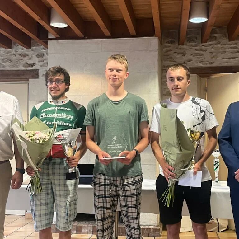 RyanDWILL13's tweet photo. Really happy to take a 3rd place in Cuise la motte in only my 3rd race.

@PedalPotential https://t.co/NfkAOYCZ0G