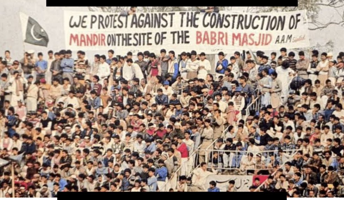 apurba_kd's tweet photo. @_FaridKhan @harbhajan_singh I don't think you are a journalist😒
Remove It from yours professional option.
In 1996 WC Indian Fan Burn Some Poster in the stadium No Player or Person is been injured there.
What's About those incidents...
@harbhajan_singh Paaji Don't Reply this type of GANDu🙏🏻 https://t.co/hSnCiP7Tys