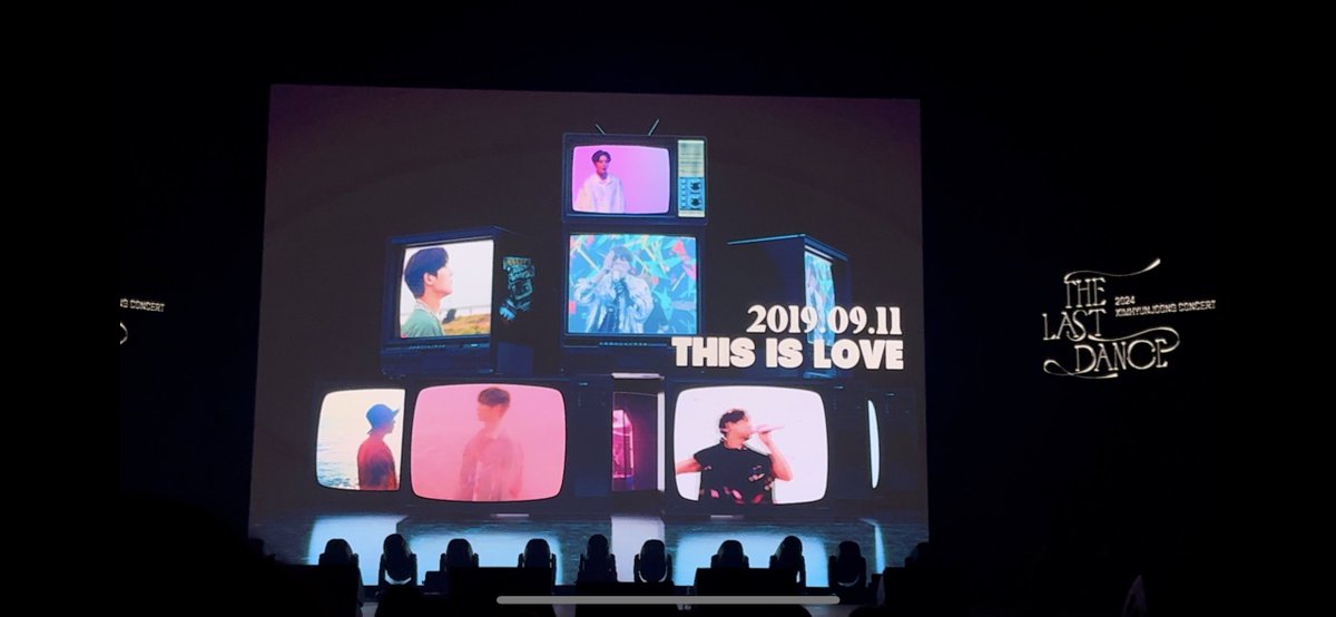 illublue's tweet image. There’s a section in the concert where they look back at his albums and the year… Japan was different from Seoul and Mexico. He took out My Sun and substituted it with Hanamichi.. and added This is Love to 2019. Also took out Childlike 2023