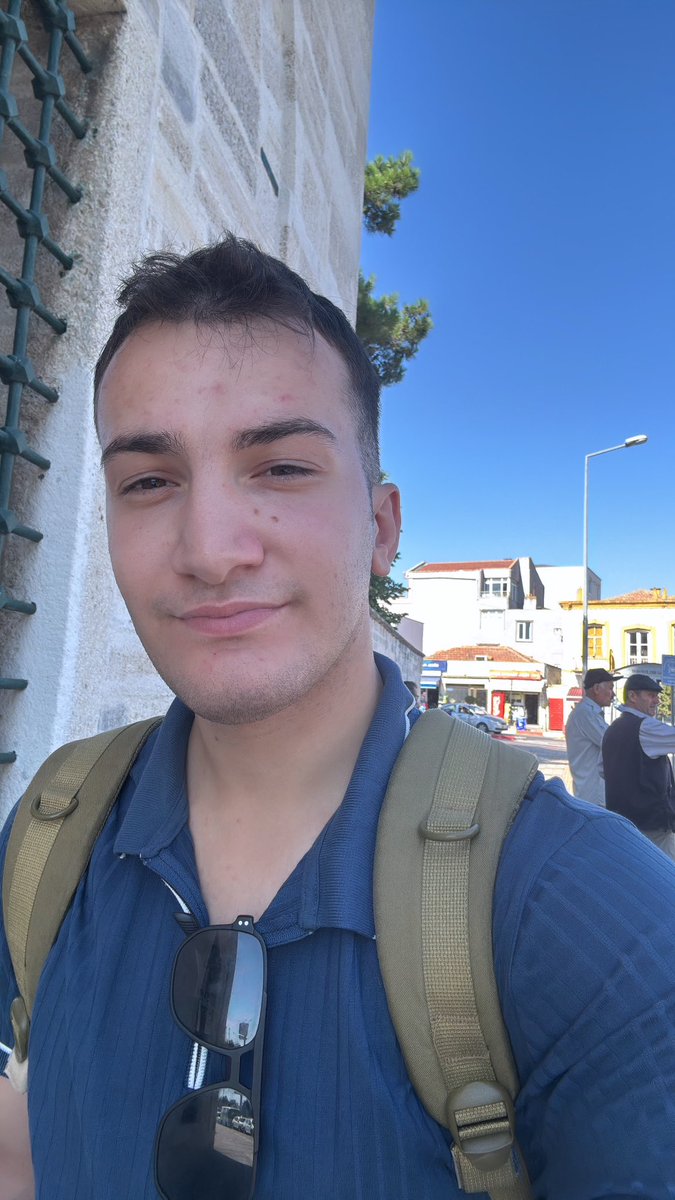 Ben ve çantam yeni bir güne merhaba dedik😂