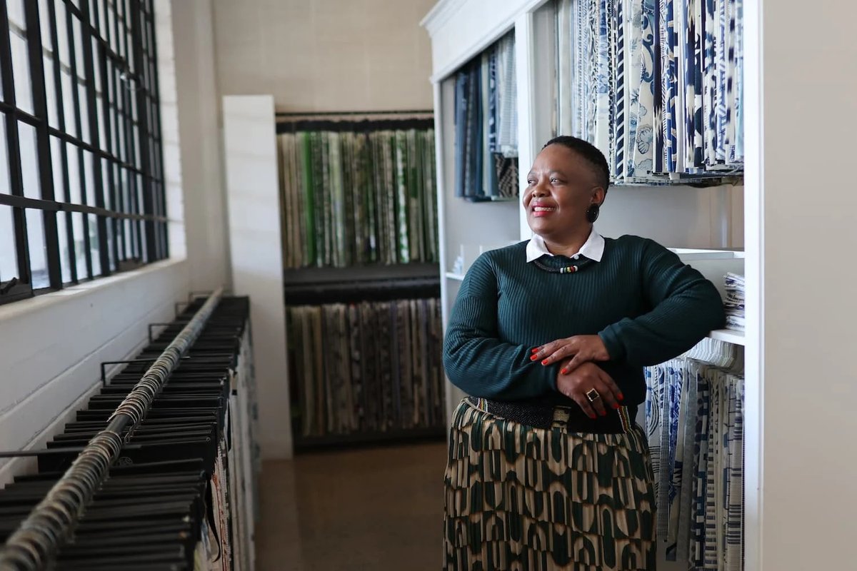 Cosmopolitan Sourcing is here! A new, female-led venture in the design world. Read more: brnw.ch/21wLDi4

#FabricSourcing #WallpaperDesign #WomenInBusiness #DesignInnovation