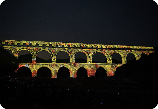 Le 07/08, embarquez pour une soirée festive au #PonduGard avec <a href="/lio_train_sncf/">liO Train SNCF Occitanie</a> 🚂
Aller-retour à 2⃣€ et animations festives au programme🌟
Réservations 👉urlz.fr/rmiI
<a href="/SNCFVoyageurs/">SNCF Voyageurs</a> <a href="/Occitanie/">Région Occitanie</a>