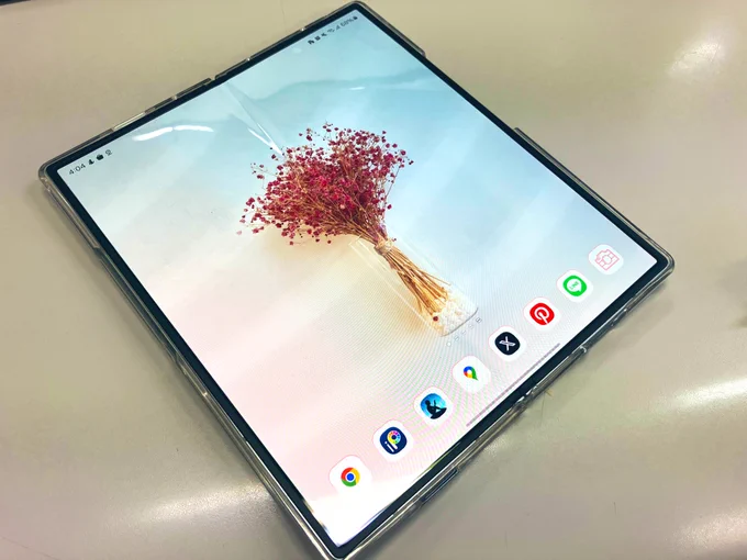当方のスマホが当方よりイケメンで困る。