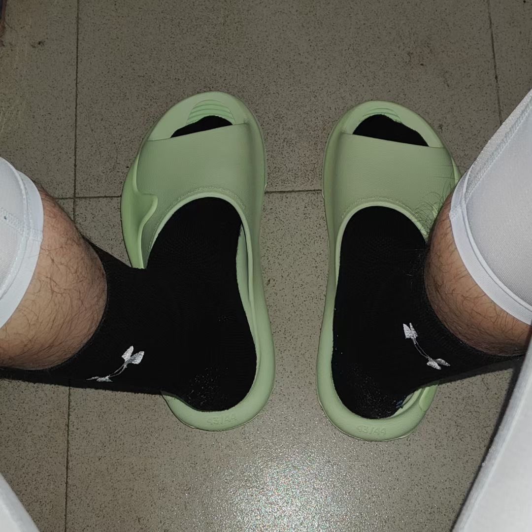 ACETONY4's tweet photo. 重庆农S找1M 牛M
qq：3584127771
#重庆 #肌肉男 #肌肉公狗 #精牛 #男M #公狗 #sm #gay #1m #0s #农牛取精 #农s #牛m https://t.co/GjwbXjm6X6