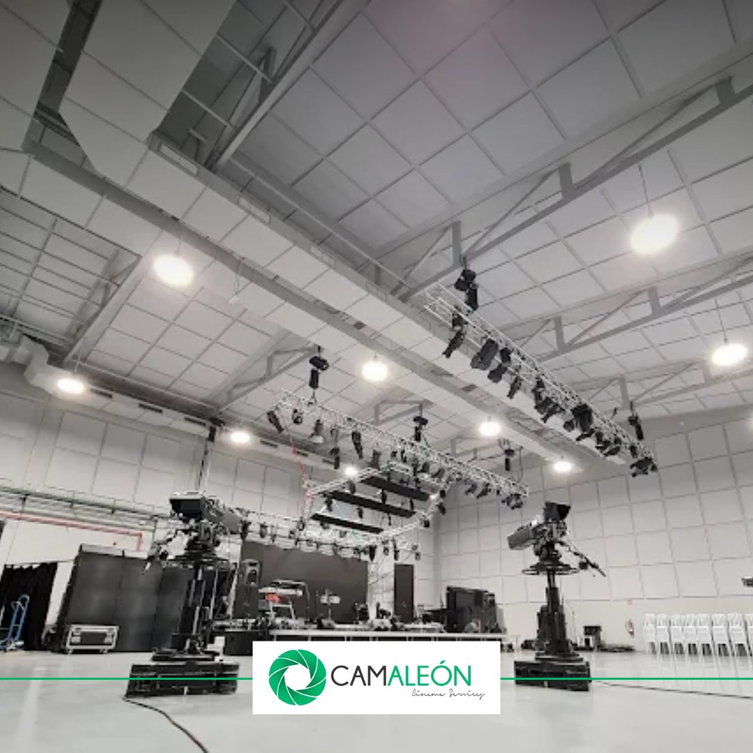 camaleonrent's tweet image. 🎬 We offer #AudiovisualProduction services 🎬

At #CamaleónCinema, we handle the technical aspects so you can focus on creative tasks! Trust us to take your production to the next level. Contact us for more information!