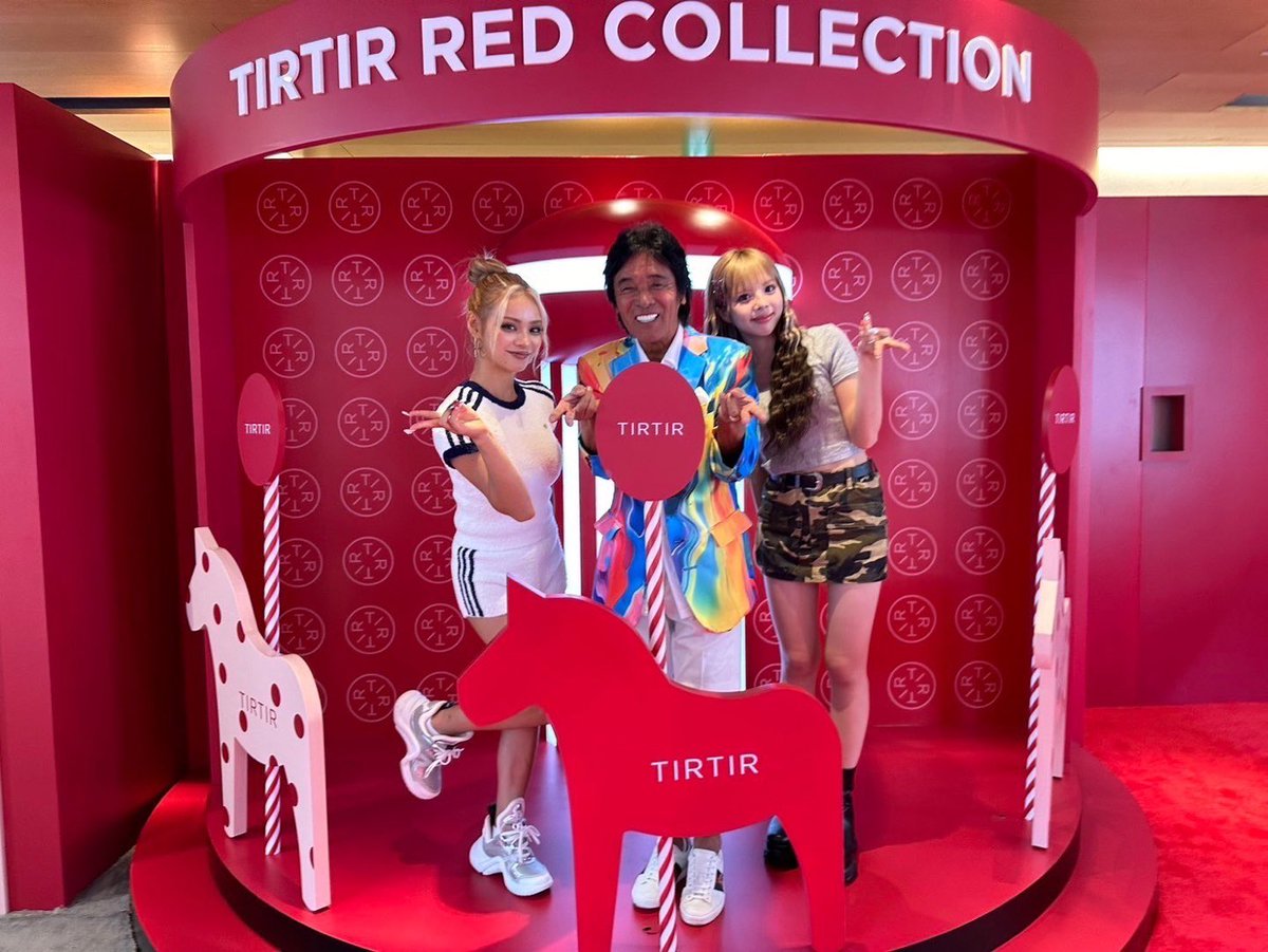 shigeru_mats's tweet photo. TIRTIRのPOPUPでギャルとデートしてきたよ🤙🏿
TikTokで動画もチェックしてね！

https://t.co/PJpHVE7ZVE

#PR #TIRTIR #REDCUSHION
#松崎しげる #まぁみ #あいさ
#君は何しげる #100しげる #43N https://t.co/dobgw0tjjQ