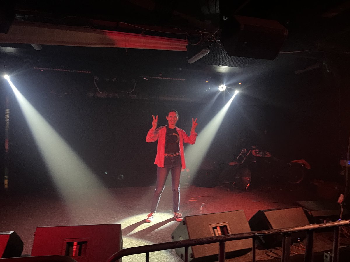 15 sierpnia 2024 kręcimy teledysk w klubie POTOK (Warszawa).
Zapraszamy ! Szczegóły: facebook.com/share/MbkJHwCU…