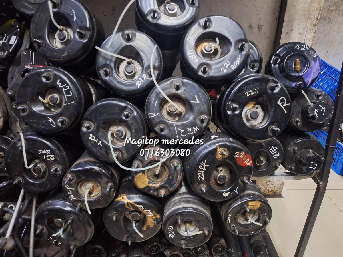 Magitop Mercedes!we are the best at importing German and UK parts..visit us at our shop located at Dunga road and Butere road, industrial area, Nairobi 
Contact us or WhatsApp 0716303080
#NaneNaneMarch 
#MercedesBenz