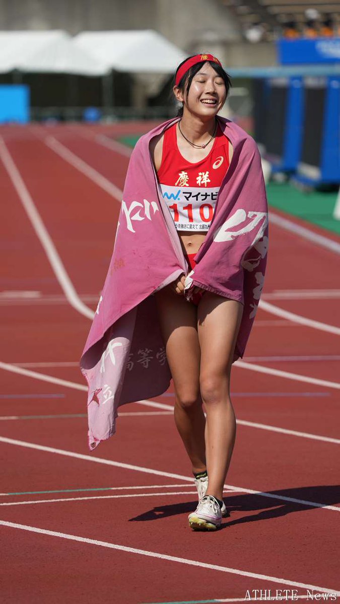 ATHLETE__news's tweet photo. 令和6年度全国高校総体　陸上競技
女子400m
1位　畠山このみ（立命館慶祥）54.89
#福岡インターハイ
#ありがとうを強さに変えて北部九州総体 https://t.co/8HO7mMx1ji