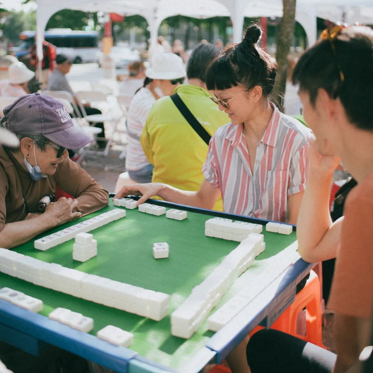 melodyma's tweet photo. The #ChinatownYVR Mini Night Market + Film Night featuring Shaolin Soccer was so much fun! 

There was something for everyone to enjoy including local food, films, performances, mahjong, Beyblades, tarot and palm readings &amp; more! Next film screenings are coming right up! #vanpoli https://t.co/NXfgN8OoDR