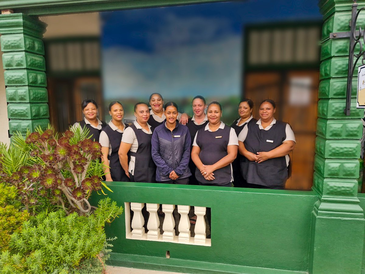 August is Women's month, a time to celebrate the strong ladies we know! This month, we recognise the achievements of our incredible women on our team. We see you and appreciate you!

#hopefield #simplybee #fynbos #WomensMonth2024 #girlpower