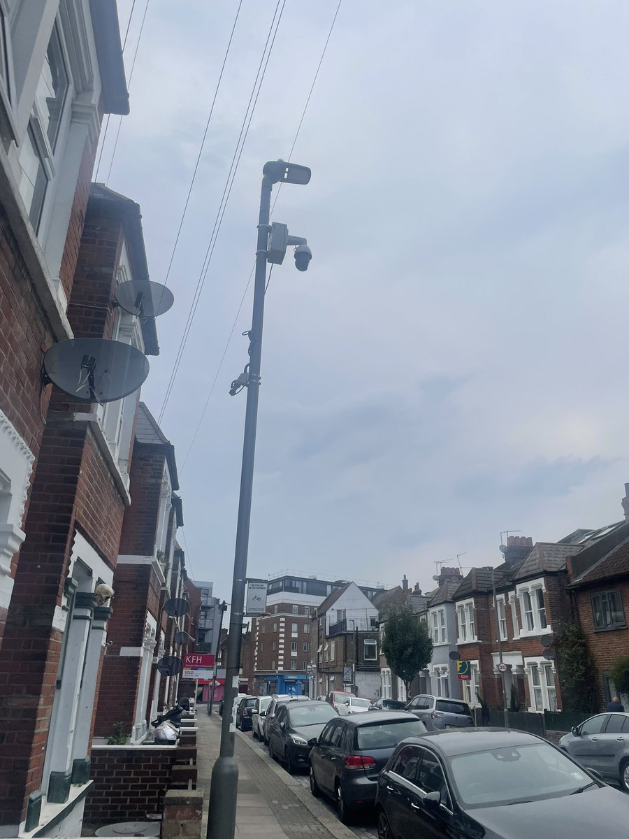 Pleased to see CCTV cameras installed in the Gravenel Gardens/Sellincourt Road area to help combat crime and anti-social behaviour. 

This follows our work with the police, increased officers, more patrols and locks on bin sheds. We want everyone to feel safe in Tooting.
