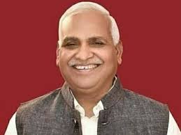 MayankYadavAdv's tweet photo. पिछड़े समाज यानी कुशवाहा, मौर्य, शाक्य, सैनी समाज की बुलन्द आवाज , सपा सांसद “बाबू सिंह कुशवाहा” की जमीन भाजपा गिरोह के आदेश पर ईडी ज़ब्त कर रही है।

आखिर कुशवाहा, शाक्य, सैनी से भाजपा की इतनी चिढ़ क्यूं हो रही है? https://t.co/BqK6mViSpL