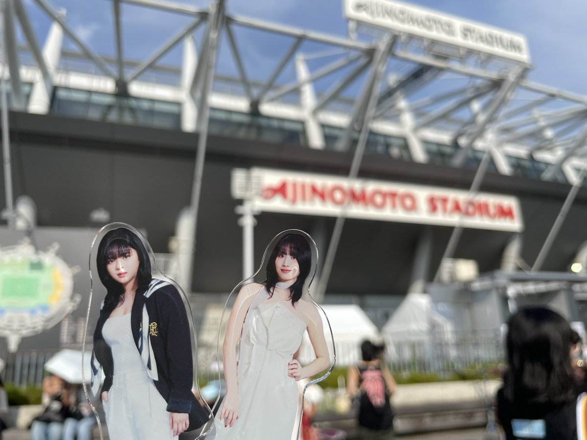 ru_jmtw's tweet photo. 一生忘れない滝行ライブと、7万人がイッケツした最高すぎる2024年夏 🍭
そしてまた私のオタ活人生にこんな幸せを刻んでくれるTWICEちゃん最強すぎ😌
 #TWICE_5TH_WORLD_TOUR_IN_JAPAN_SPECIAL https://t.co/cXBjvaa10y