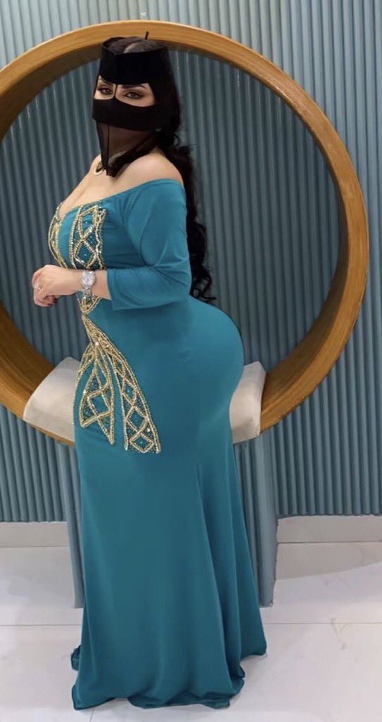 ولد هند 🙆🏼♀️✨ (@wld_hnd2) on Twitter photo ماما الشيخة هند (عمرها ٤٩) مجلسها مفتوح كل وقت تكرم فيه الجميع بالشحم واللحم 🙆🏼♀️💕 #مٌعصيٌتٓيّ_رحّتِيّ #ديوت_بدوي ماما الشيخة هند (عمرها ٤٩) مجلسها مفتوح كل وقت تكرم فيه الجميع بالشحم واللحم 🙆🏼♀️💕 #مٌعصيٌتٓيّ_رحّتِيّ #ديوت_بدوي