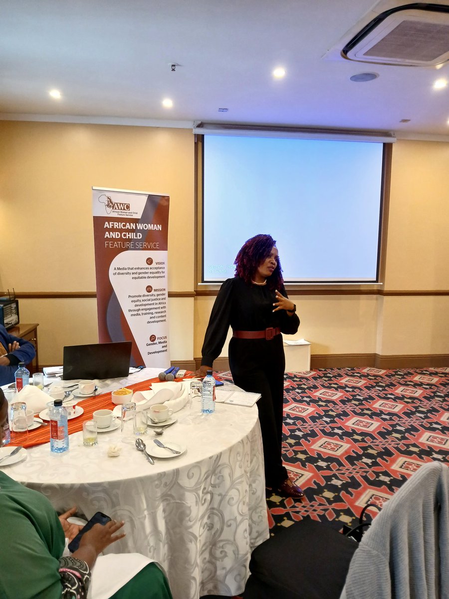 AWCFS's tweet image. " sio kusaidia wanawake, ni kuwezesha wanawake". #GenderEquity #2/3rdsGenderrule.
@UN_Women @UraiaGender @zubeidahkananu @RuthOmukhango @okwembaa