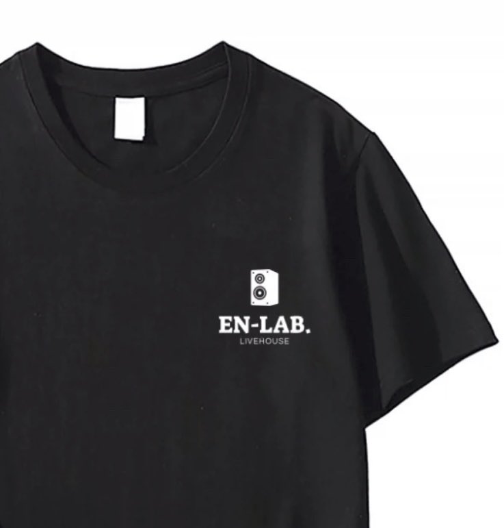 ENLAB_KYOTO's tweet image. ライブハウスEN-LAB.

オリジナルＴシャツ
¥2,200（税込）

着心地&amp;amp;質感
最高の一品です！

お求めはEN-LAB.
オンラインショップにて

en-lab.net/product-page/e…