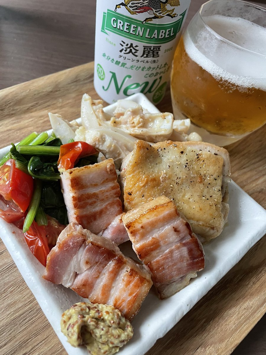 sakesukimama's tweet photo. お肉3コンボだどん https://t.co/ara7caM87m