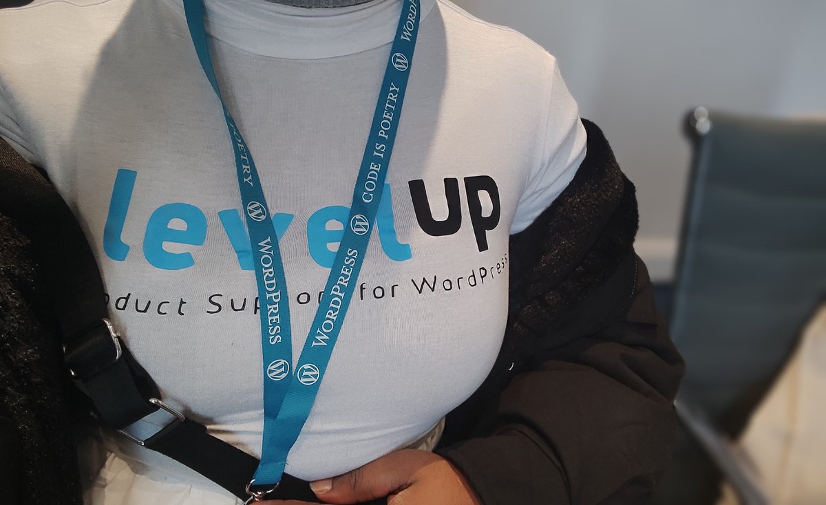 taiwo_shalom's tweet image. #learndash #wcct #wcct24 #wordcamp 
Wearing Learndash and LevelUp😛