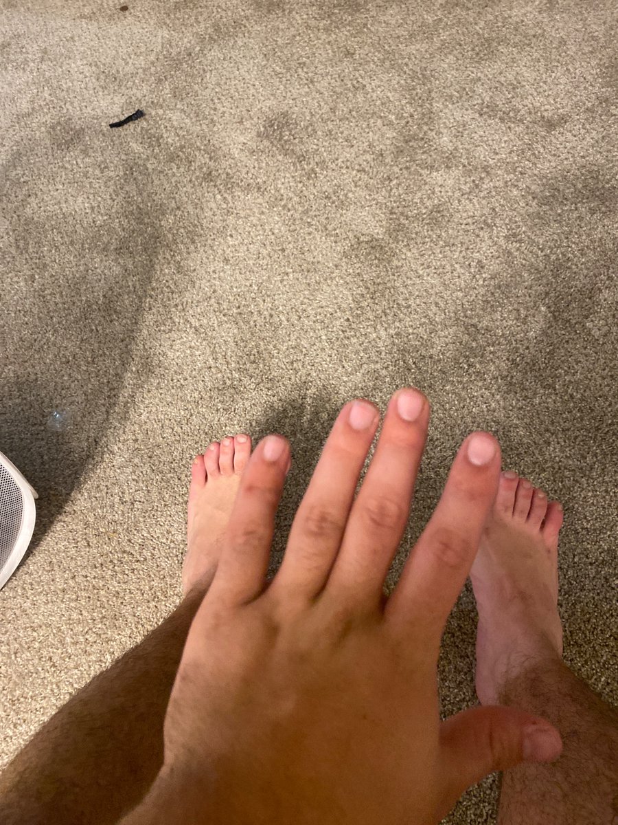 mastercash645's tweet photo. Customs all night long 😈 Dm me for the best custom videos and pics 

#feetgay #feet #malefeet #FOOTFETİSH #footmaster #findom #footworship #paypig https://t.co/KN6oWSHmYy