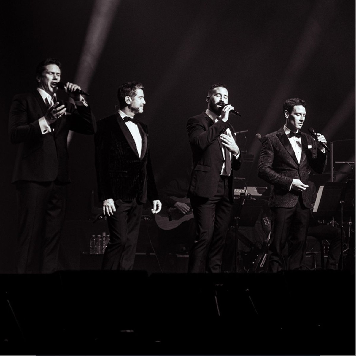 SouthbyProd's tweet image. We're proud to continue supporting @ildivoofficial in their tours, and earlier this year sent out a fly rig for their engineers for PA control (Outline Newton), acoustics (#M7s) and RF spectrum management (@shure #Axient)