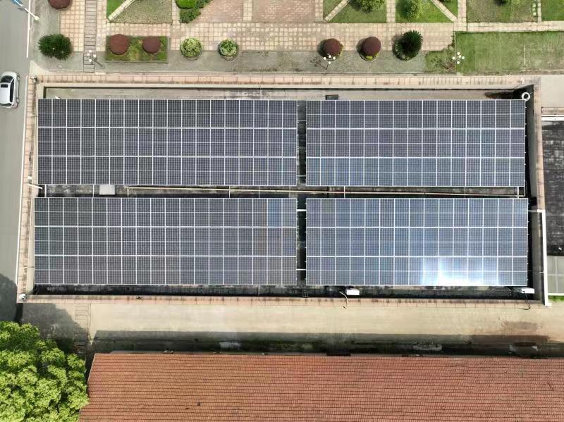 RedSolar2008's tweet image. Redsolar is proud to announce the successful installation of its state-of-the-art flexible solar modules in Hubei,China. This milestone underscores the relentless dedication and expertise of our engineering team. red-solar.com/news-info/Reds…