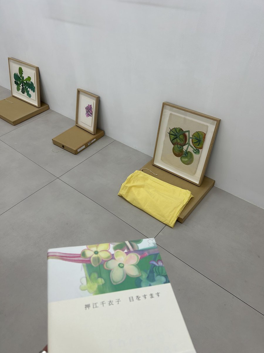 pukuzumi's tweet photo. 次の展覧会の作品の配置を考えます。
#押江千��子 https://t.co/W18qKoqjSg