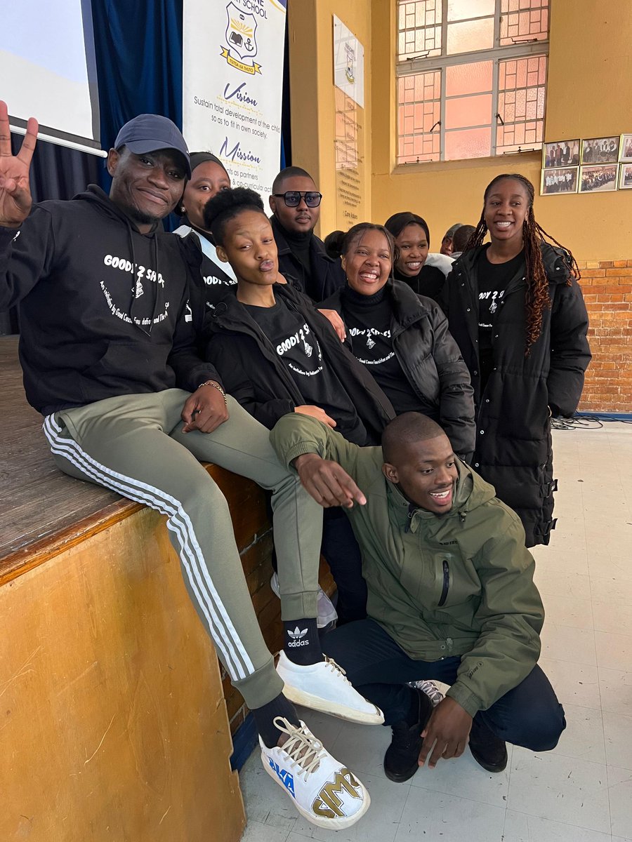 _ThePanel's tweet image. We went to visit the pupils of Rekgonne Primary school this week and celebrated 67 minutes in colour. 👨🏽‍🎨🎨🖌️