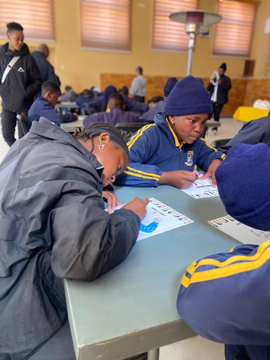 _ThePanel's tweet image. We went to visit the pupils of Rekgonne Primary school this week and celebrated 67 minutes in colour. 👨🏽‍🎨🎨🖌️