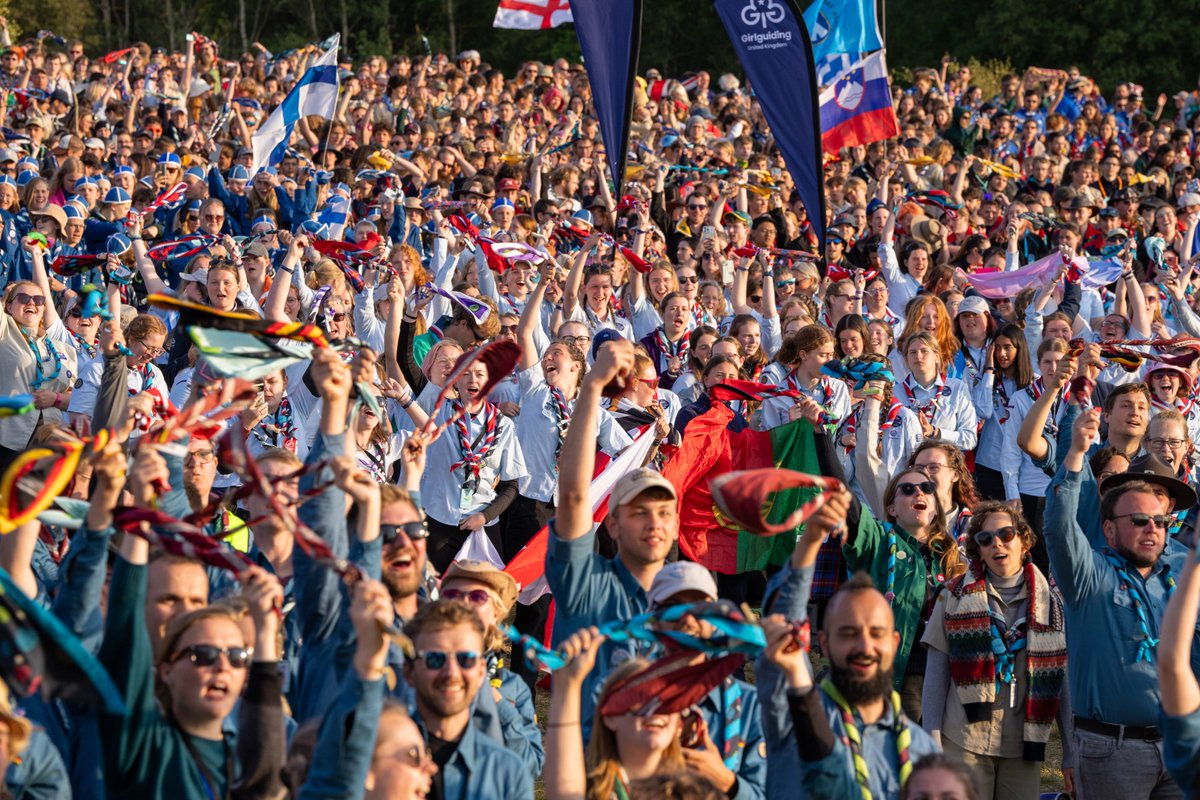 ScoutingEurope's tweet photo. The last sunset of #Roverway2024 was truly magical. As we sang the anthem one last time, and danced to light up the campsite, we shared laughter mixed with bittersweet tears. It's not goodbye, but a heartfelt "see you when our paths cross again."
Keep being #NORTHoftheordinary! https://t.co/Nh9U2NzciI
