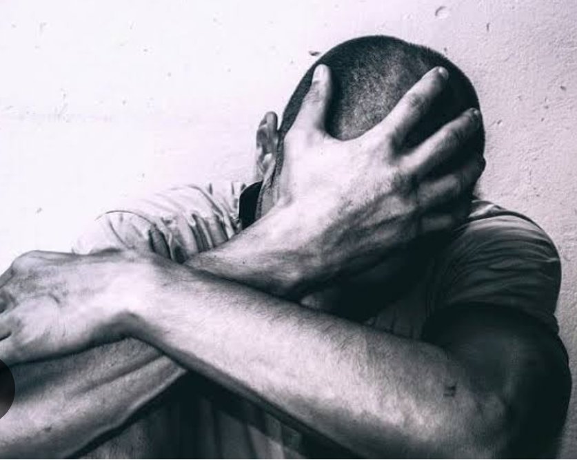 TejKapasi's tweet photo. @CPMumbaiPolice @MumbaiPolice
Whenever we raise an issue on Twitter we are reverted, saying visit your nearest police station we did that,the nearest police station doesn't help you nor mentions things in FIR,where does a common man get #justice from? a friend needs help https://t.co/CnNcFebxsj