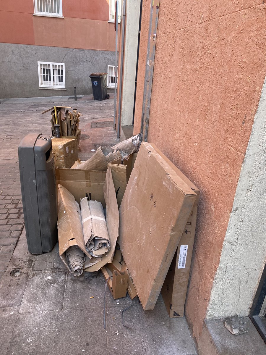 MADRID DECADENTE tweet media