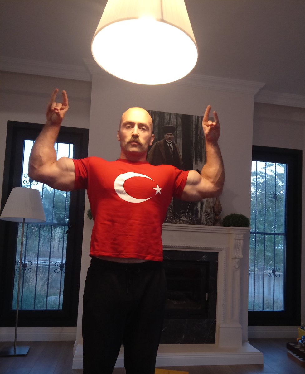 Arap için yası kabul etmiyorum. Ben Türk'üm.