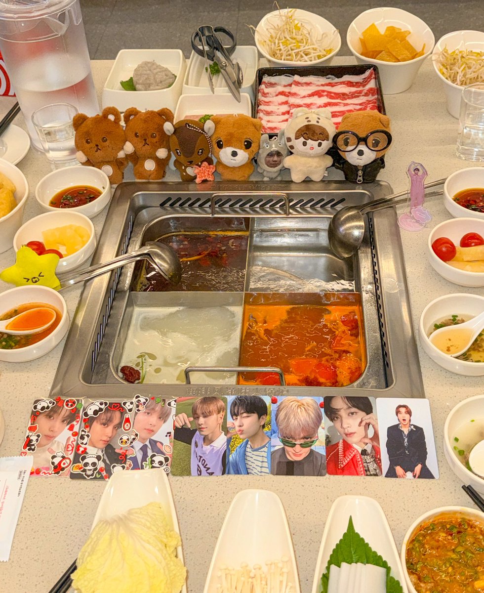 👨🏻‍🍳😍👨🏻‍🍳

#먹다가_해찬이_생각이나신거예요 
#마크한테만공개 #이타타키마스 #존맛툥구리