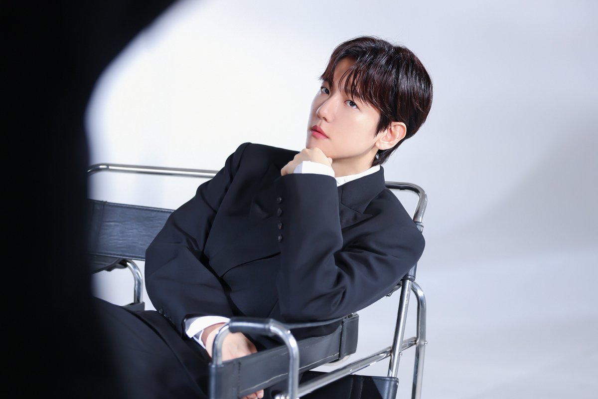 BAEKHYUN_official tweet media