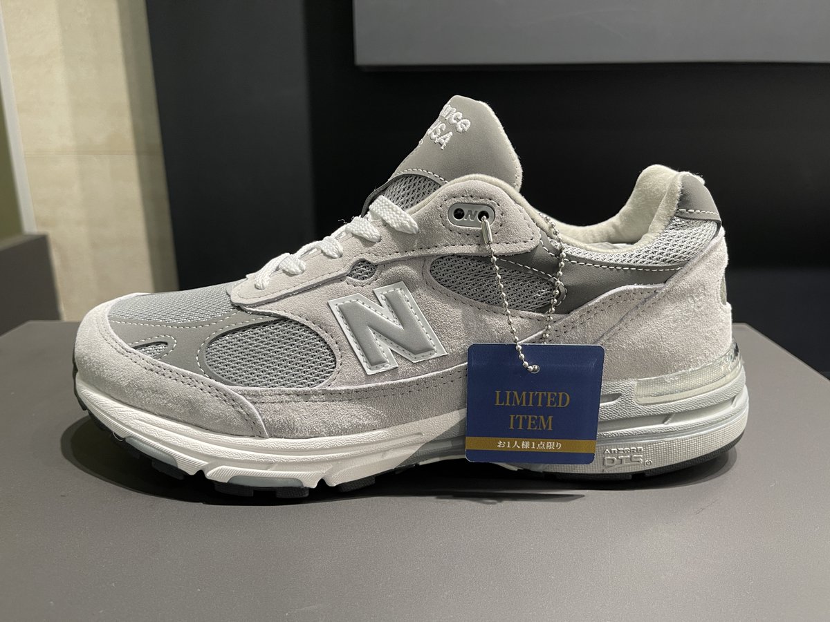 nb_SAPPORO's tweet photo. 札幌店にてMR993GLがRestock!!
限定入荷となりますので狙っていた皆様、お早めに👍 https://t.co/y3ShJV8dvH